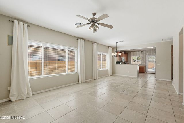 13497 N Garlenda Way, Oro Valley, AZ 85737