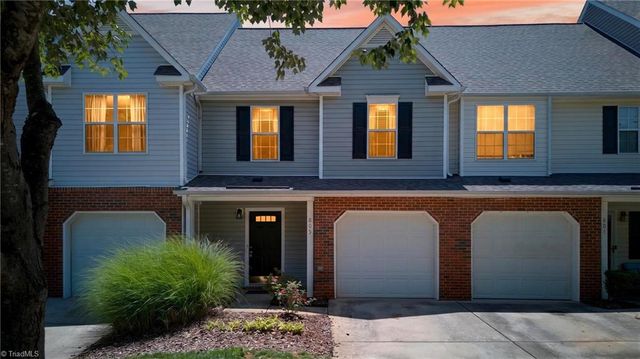 805 Creek Crossing Trail, Whitsett, NC 27377