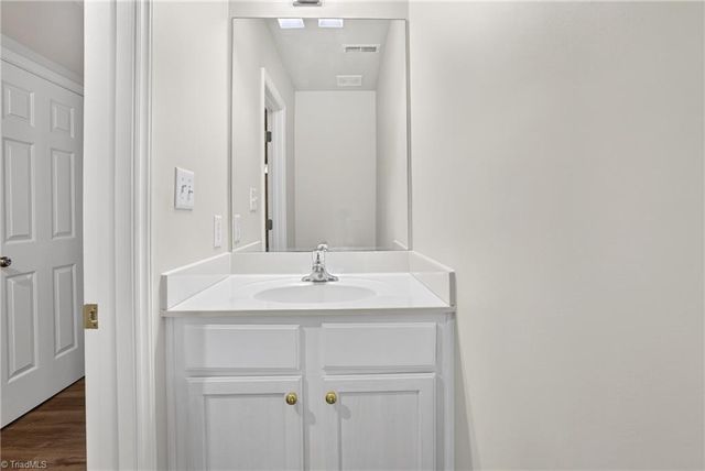 805 Creek Crossing Trail, Whitsett, NC 27377
