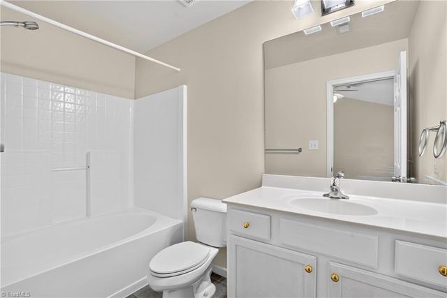 805 Creek Crossing Trail, Whitsett, NC 27377