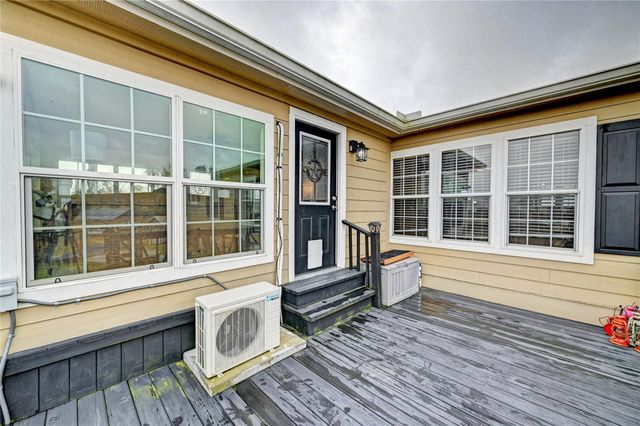 121 Read Oak, Onalaska, TX 77360