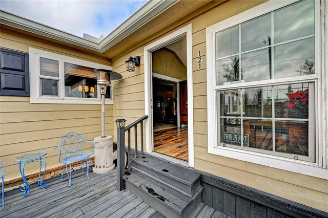 121 Read Oak, Onalaska, TX 77360