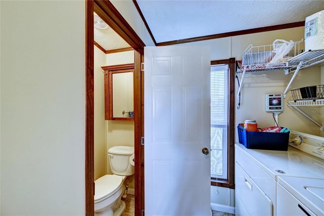 121 Read Oak, Onalaska, TX 77360