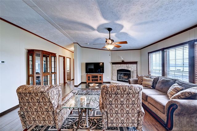 121 Read Oak, Onalaska, TX 77360