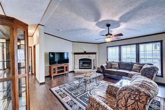 121 Read Oak, Onalaska, TX 77360