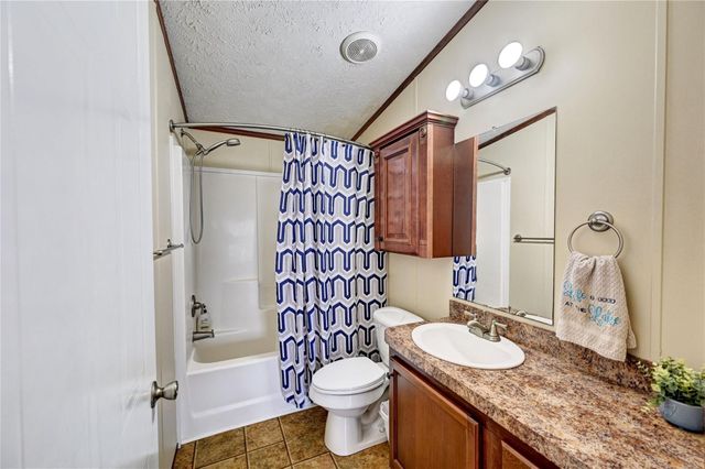 121 Read Oak, Onalaska, TX 77360