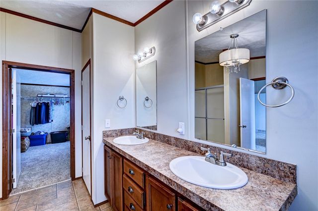 121 Read Oak, Onalaska, TX 77360