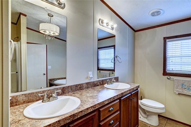 121 Read Oak, Onalaska, TX 77360