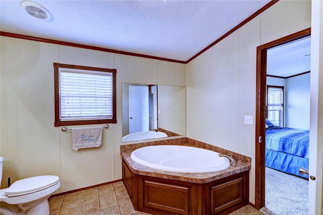 121 Read Oak, Onalaska, TX 77360