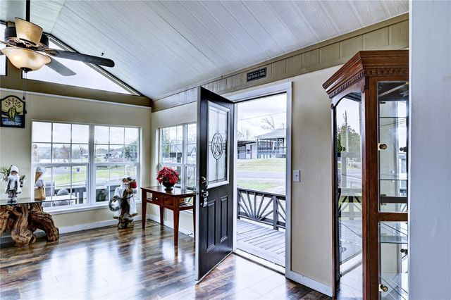 121 Read Oak, Onalaska, TX 77360