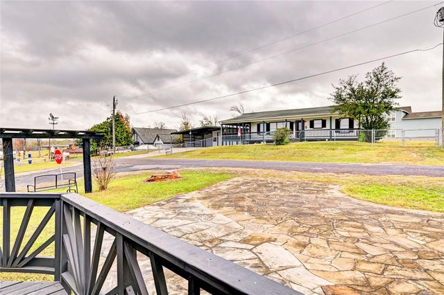 121 Read Oak, Onalaska, TX 77360