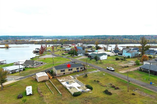 121 Read Oak, Onalaska, TX 77360