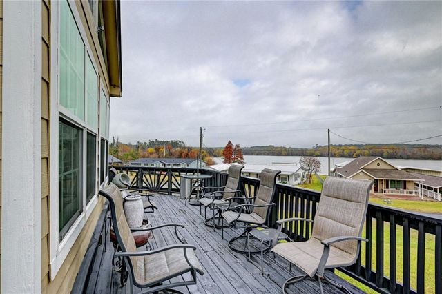 121 Read Oak, Onalaska, TX 77360