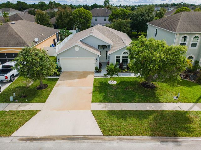 5138 NW WISK FERN Circle, Port St. Lucie, Port St Lucie, FL 34986