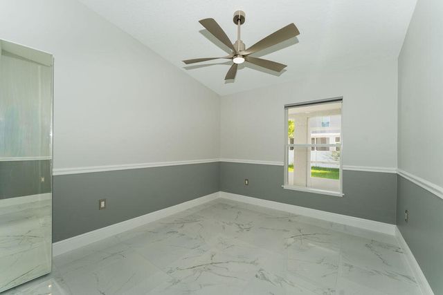 5138 NW WISK FERN Circle, Port St. Lucie, Port St Lucie, FL 34986