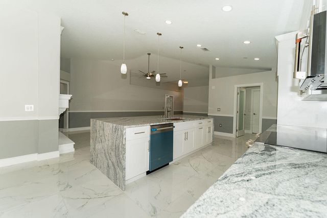 5138 NW WISK FERN Circle, Port St. Lucie, Port St Lucie, FL 34986