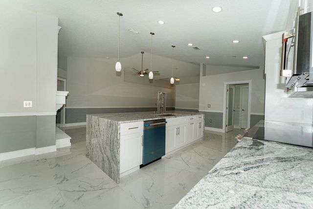 5138 NW WISK FERN Circle, Port St. Lucie, Port St Lucie, FL 34986