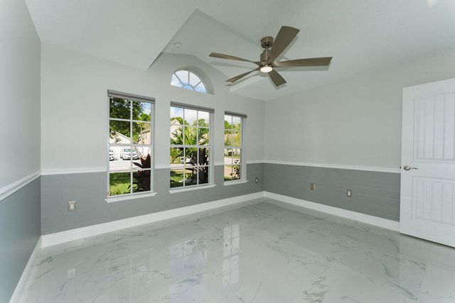 5138 NW WISK FERN Circle, Port St. Lucie, Port St Lucie, FL 34986