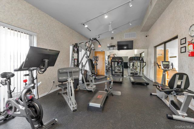 32 Ashley Circle, Commack, NY 11725