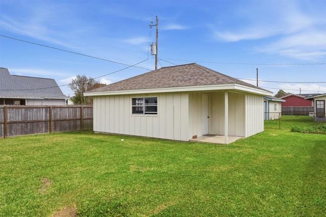 37 Eucaplytus Street, Sulphur, LA 70663