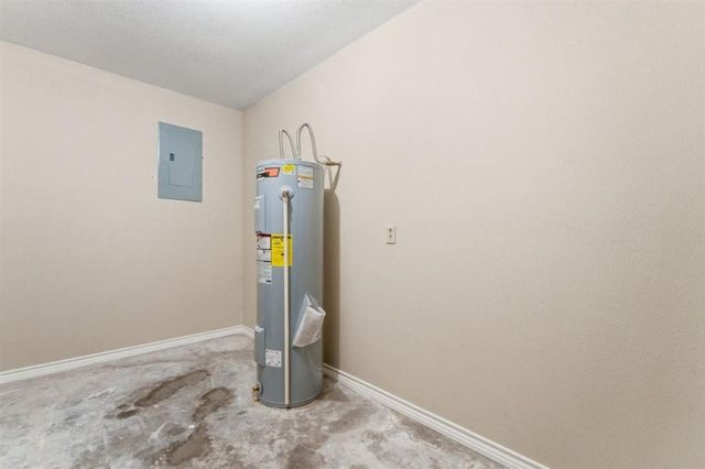 37 Eucaplytus Street, Sulphur, LA 70663