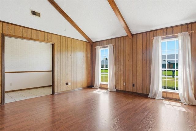 37 Eucaplytus Street, Sulphur, LA 70663