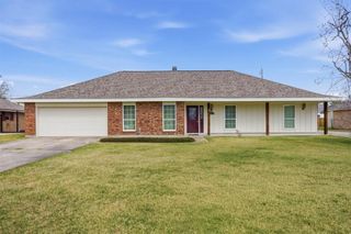 37 Eucaplytus Street, Sulphur, LA 70663