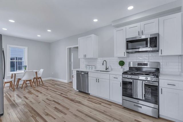 73 Walnut St 1, Dedham, MA 02026