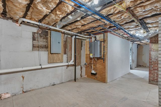 73 Walnut St 1, Dedham, MA 02026