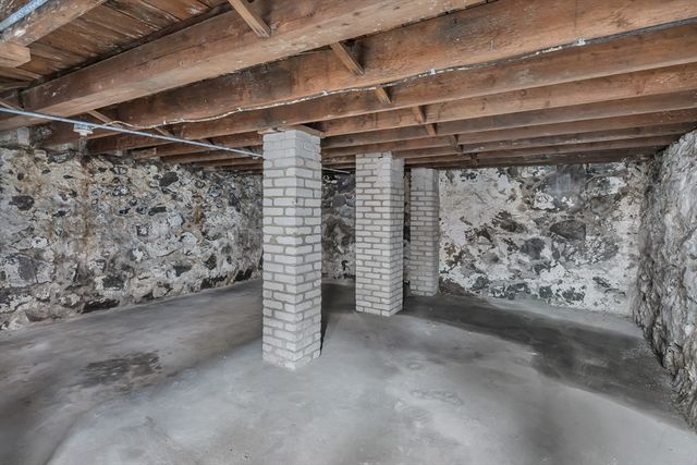 73 Walnut St 1, Dedham, MA 02026