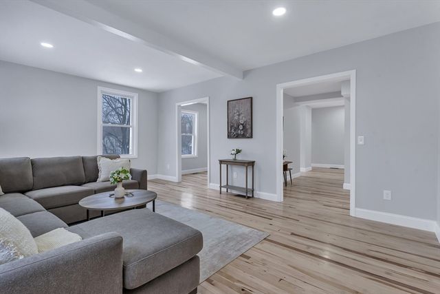 73 Walnut St 1, Dedham, MA 02026