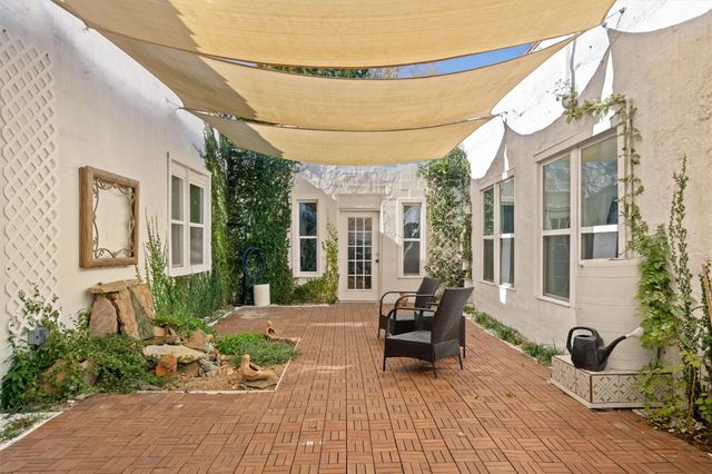 4992 Fm 1624, Lexington, TX 78947