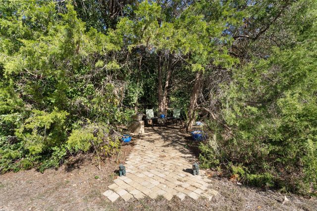 4992 Fm 1624, Lexington, TX 78947