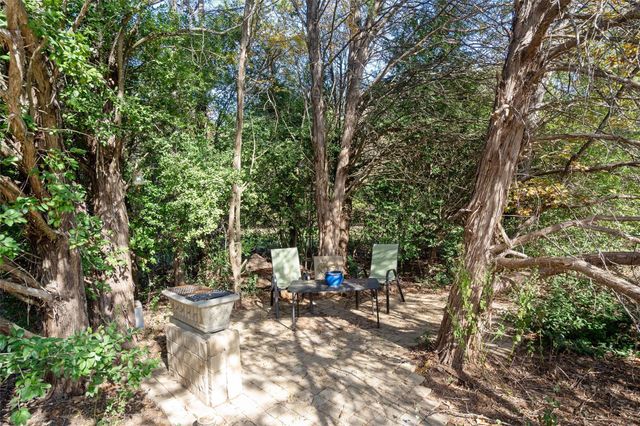 4992 Fm 1624, Lexington, TX 78947