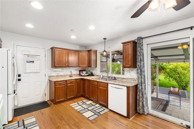 728 Aronson Ave, Billings, MT 59105