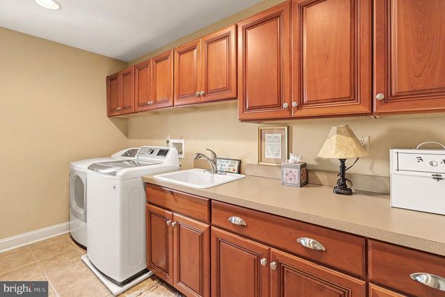 876 ASHBOURNE WAY, Schwenksville, PA 19473