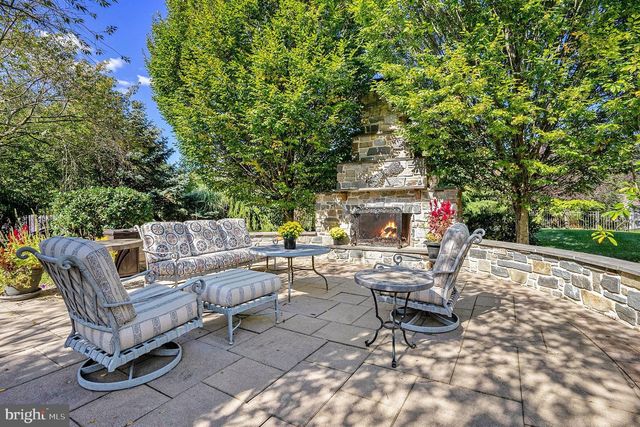 876 ASHBOURNE WAY, Schwenksville, PA 19473