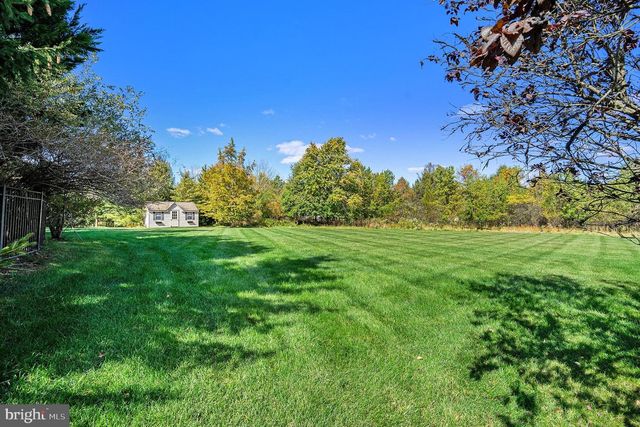 876 ASHBOURNE WAY, Schwenksville, PA 19473