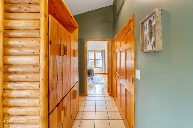 6012 Summers Place Trail, Nashville, IN 47401