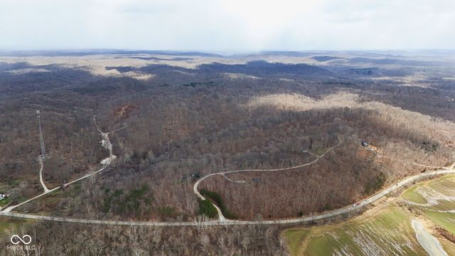 6012 Summers Place Trail, Nashville, IN 47401