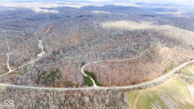 6012 Summers Place Trail, Nashville, IN 47401