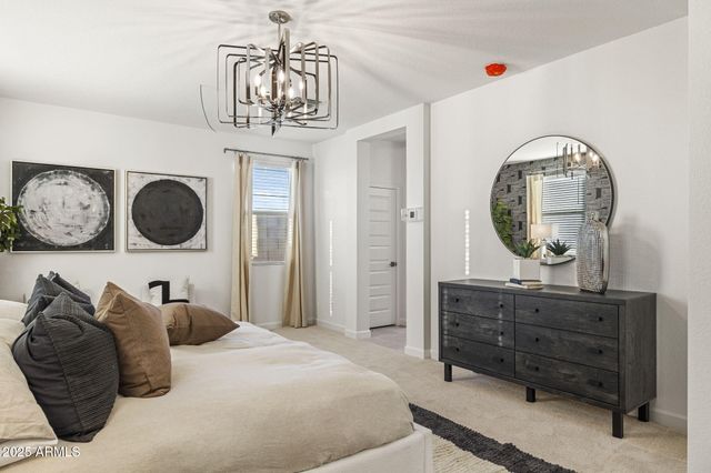 17668 W ONYX Avenue, Waddell, AZ 85355