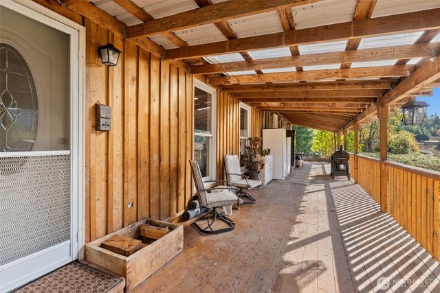 259 10 Tooley Rd, Toledo, WA 98591