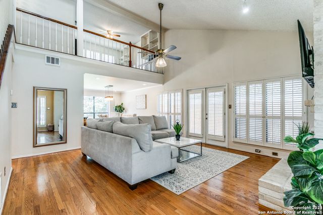 1107 River Vista West, San Antonio, TX 78216