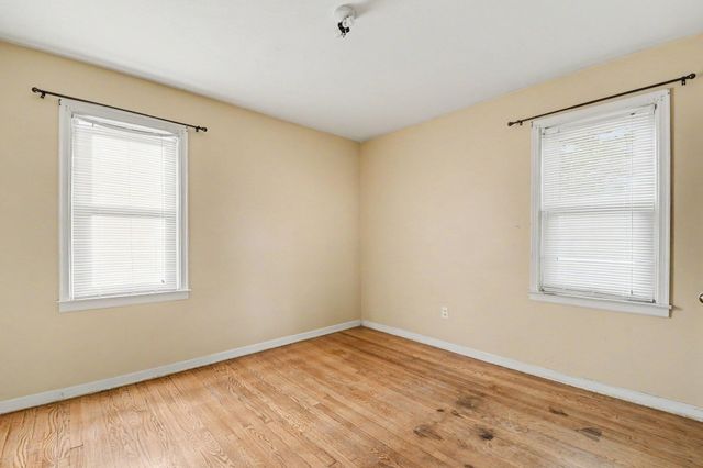 718 Buckingham Street SW, Wyoming, MI 49509