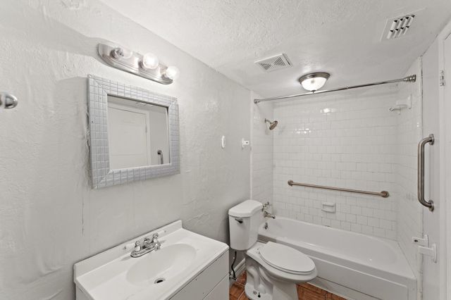 5715 Easthampton Drive A, Houston, TX 77039