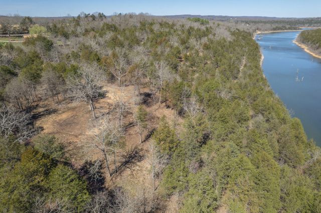 000 Farm Road 1200, Eagle Rock, MO 65641