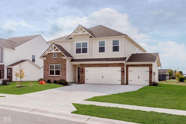 7826 Hillway Drive, Indianapolis, IN 46113