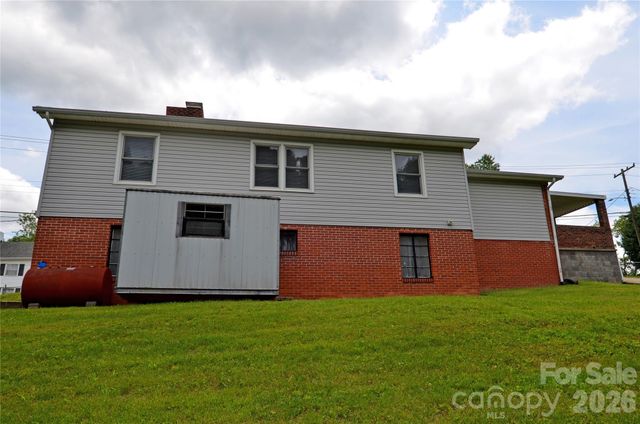 309 Morehead Road, Marion, NC 28752