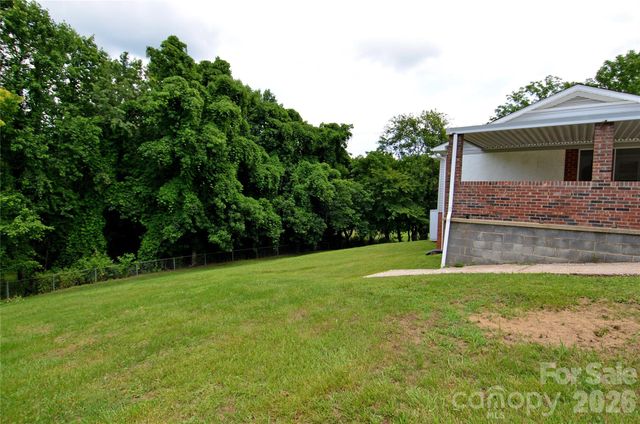 309 Morehead Road, Marion, NC 28752